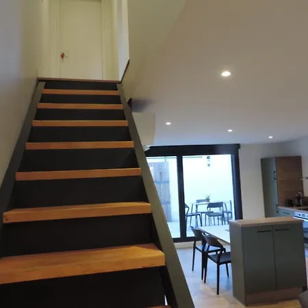 Agreable Maison De Village Avec Garage & Terrasse Apartment Lespignan